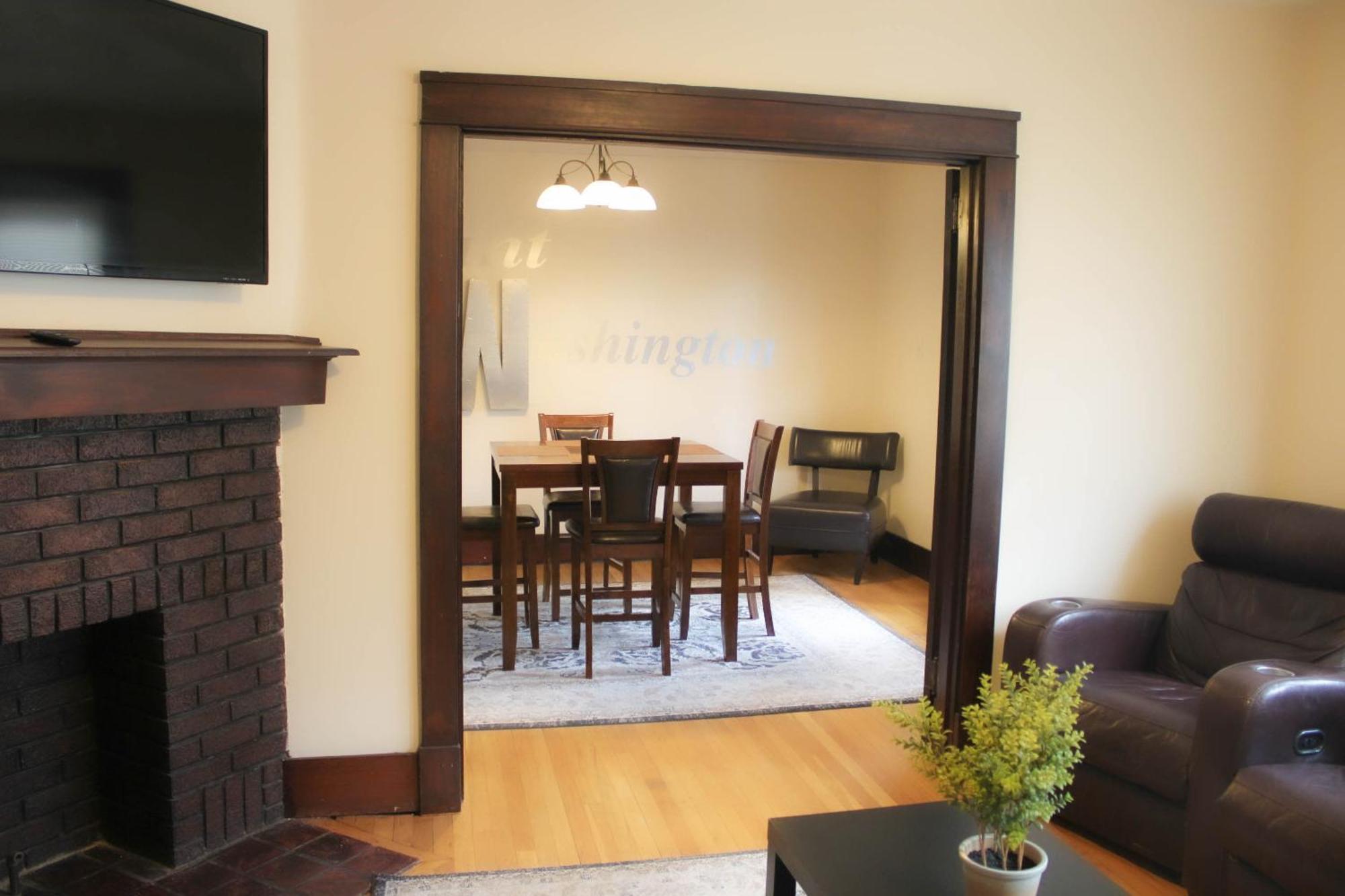 Comfy And Spacious 3 Bedroom - Easy City Access Pittsburgh Ngoại thất bức ảnh