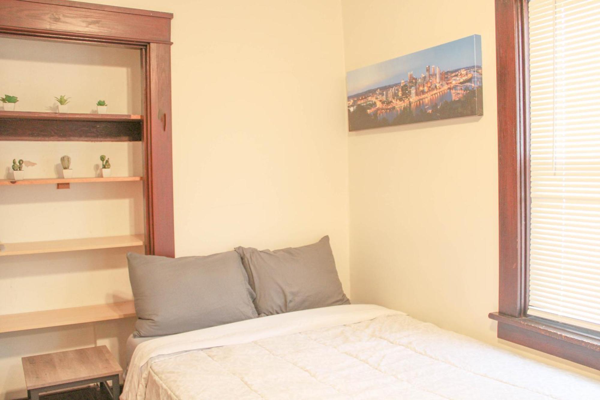 Comfy And Spacious 3 Bedroom - Easy City Access Pittsburgh Ngoại thất bức ảnh