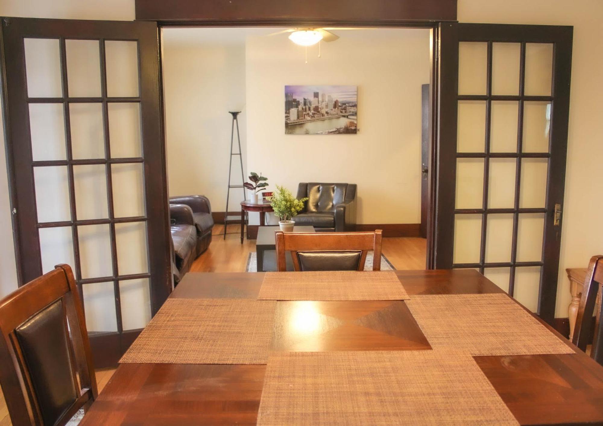 Comfy And Spacious 3 Bedroom - Easy City Access Pittsburgh Ngoại thất bức ảnh